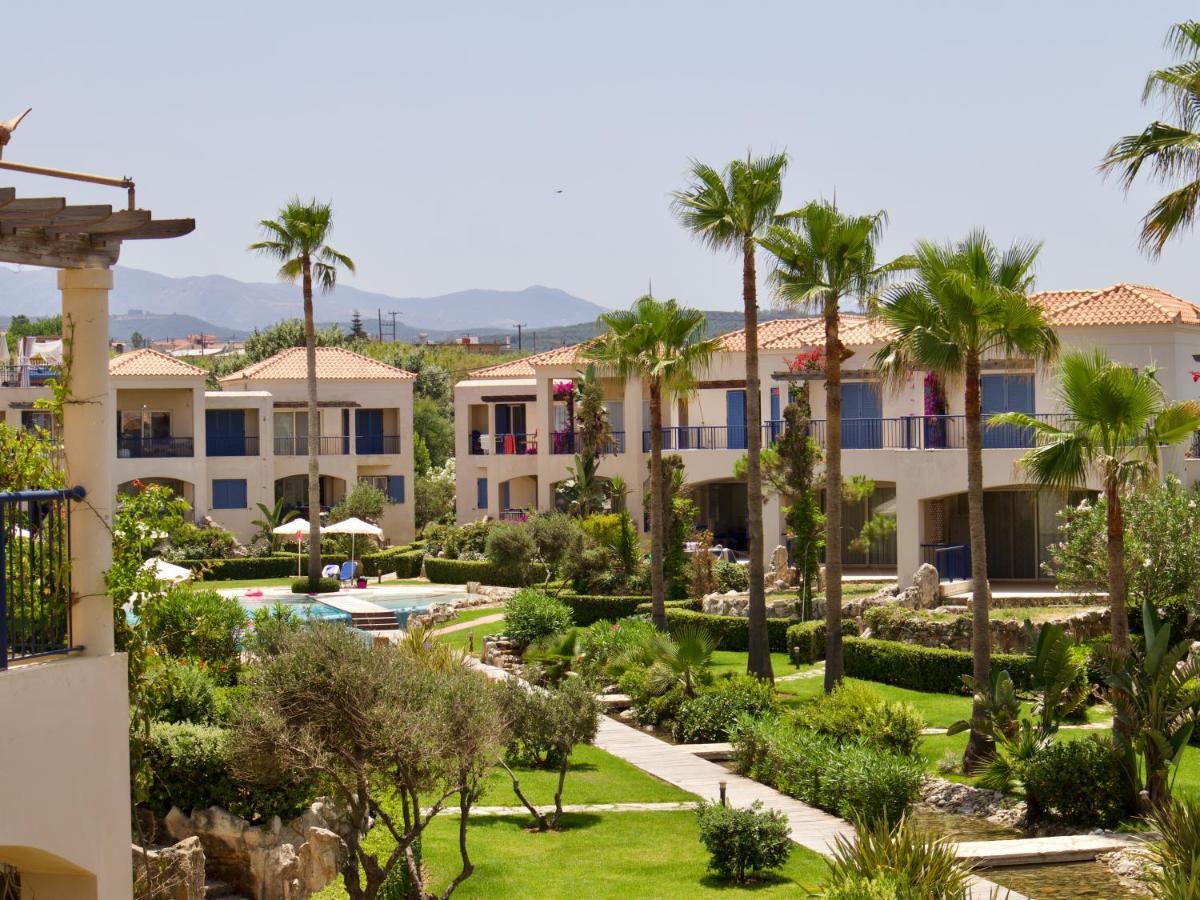 Resitour - Aphrodite Beachfront Pirgos Psilonerou الغرفة الصورة