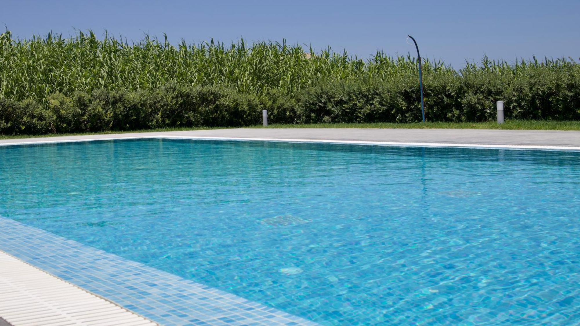 Resitour - Aphrodite Beachfront Pirgos Psilonerou الغرفة الصورة