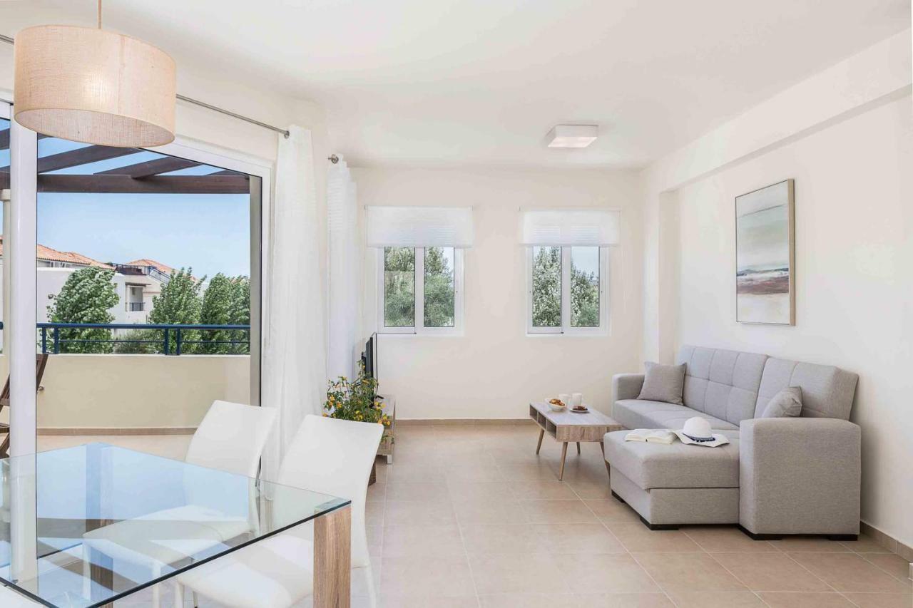 Resitour - Aphrodite Beachfront Pirgos Psilonerou المظهر الخارجي الصورة