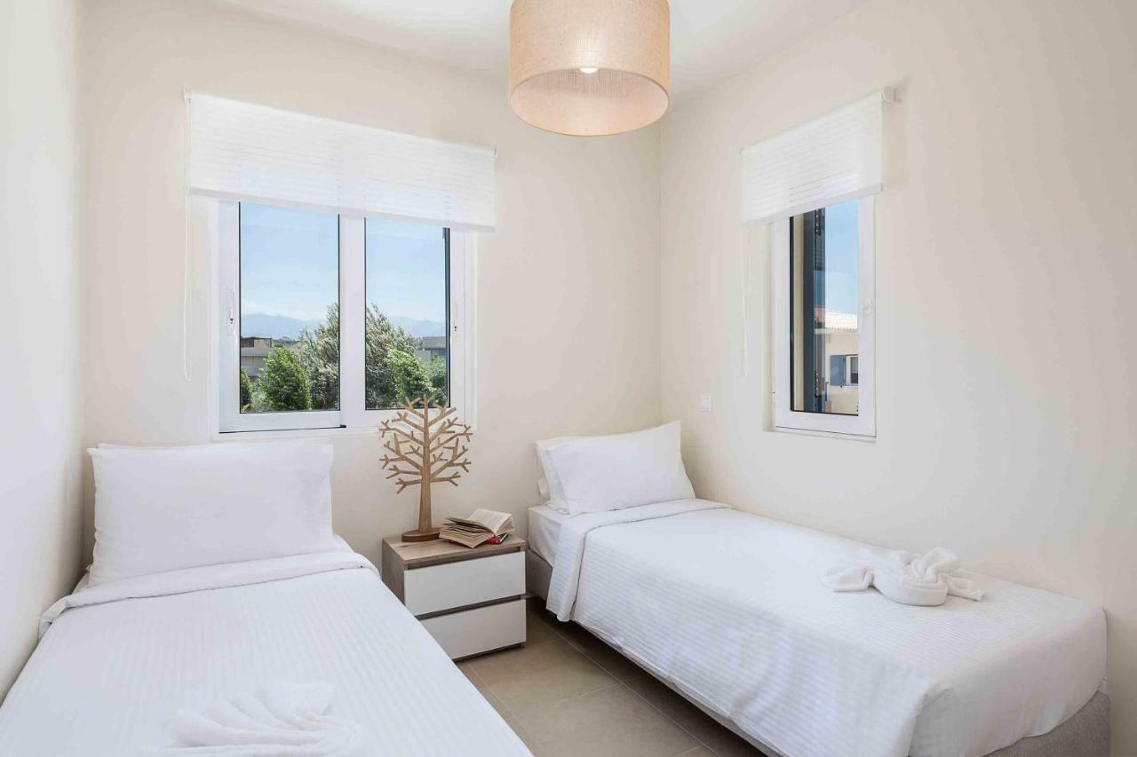 Resitour - Aphrodite Beachfront Pirgos Psilonerou المظهر الخارجي الصورة